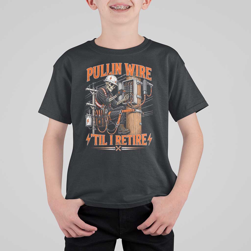 Electrician Lineman Skeleton Graphic T Shirt For Kid Pullin Wire Til I Retire