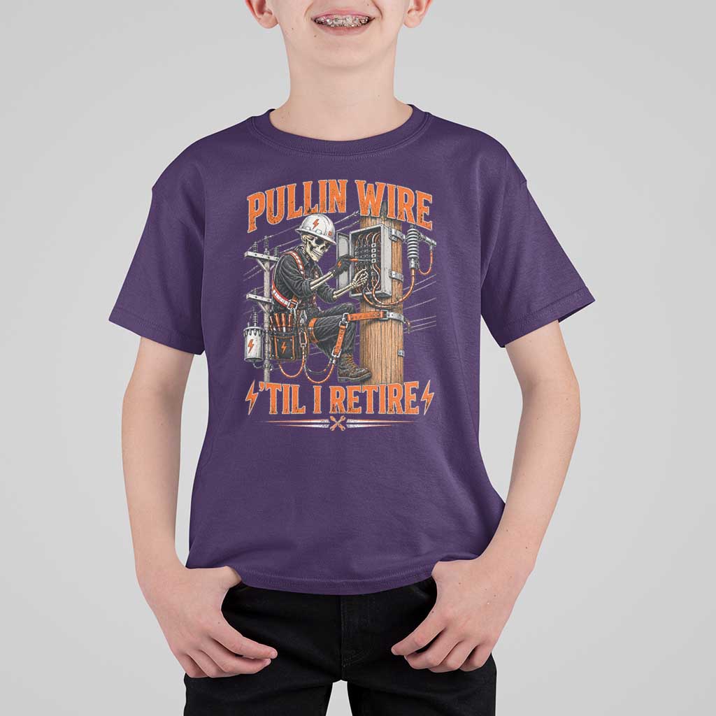 Electrician Lineman Skeleton Graphic T Shirt For Kid Pullin Wire Til I Retire