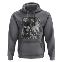Funny Graphic Bigfoot Selfie with UFOs Weird Hoodie Funny Graphic Bigfoot Selfie with UFOs Weird
