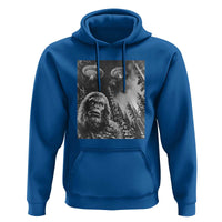 Funny Graphic Bigfoot Selfie with UFOs Weird Hoodie Funny Graphic Bigfoot Selfie with UFOs Weird