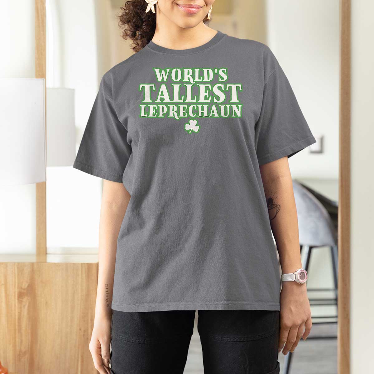 Funny St. Patrick's Day T Shirt For Women Saint Irish Pats Sarcastic World's Tallest Leprechau