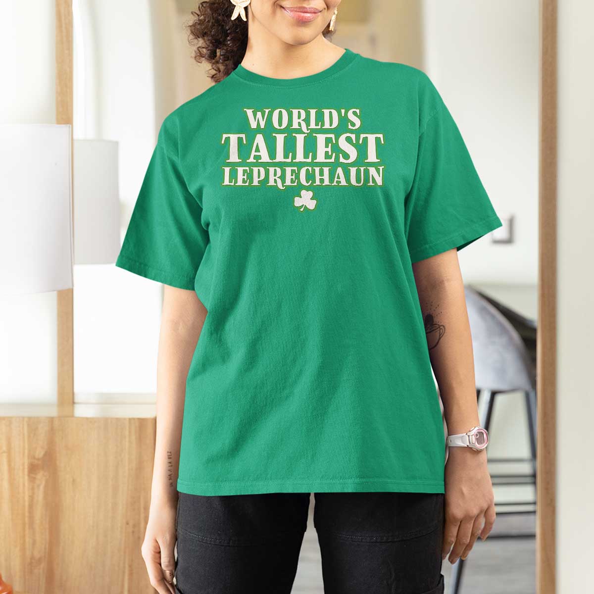 Funny St. Patrick's Day T Shirt For Women Saint Irish Pats Sarcastic World's Tallest Leprechau