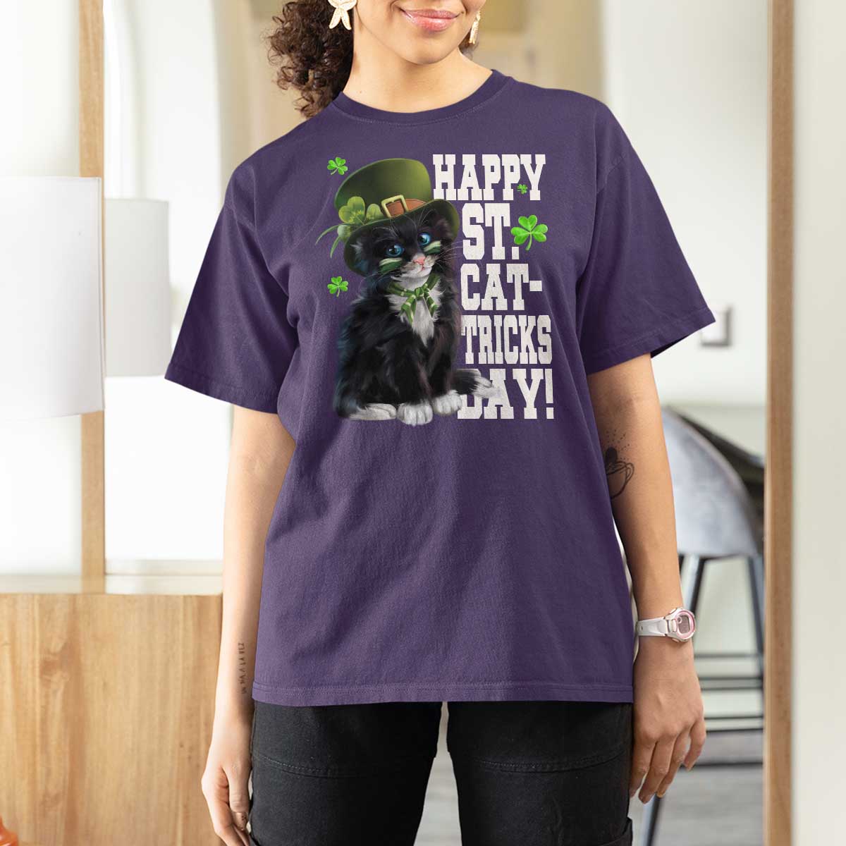 Shamrock Cat St Patricks Day T Shirt For Women Kitty Mom Gift