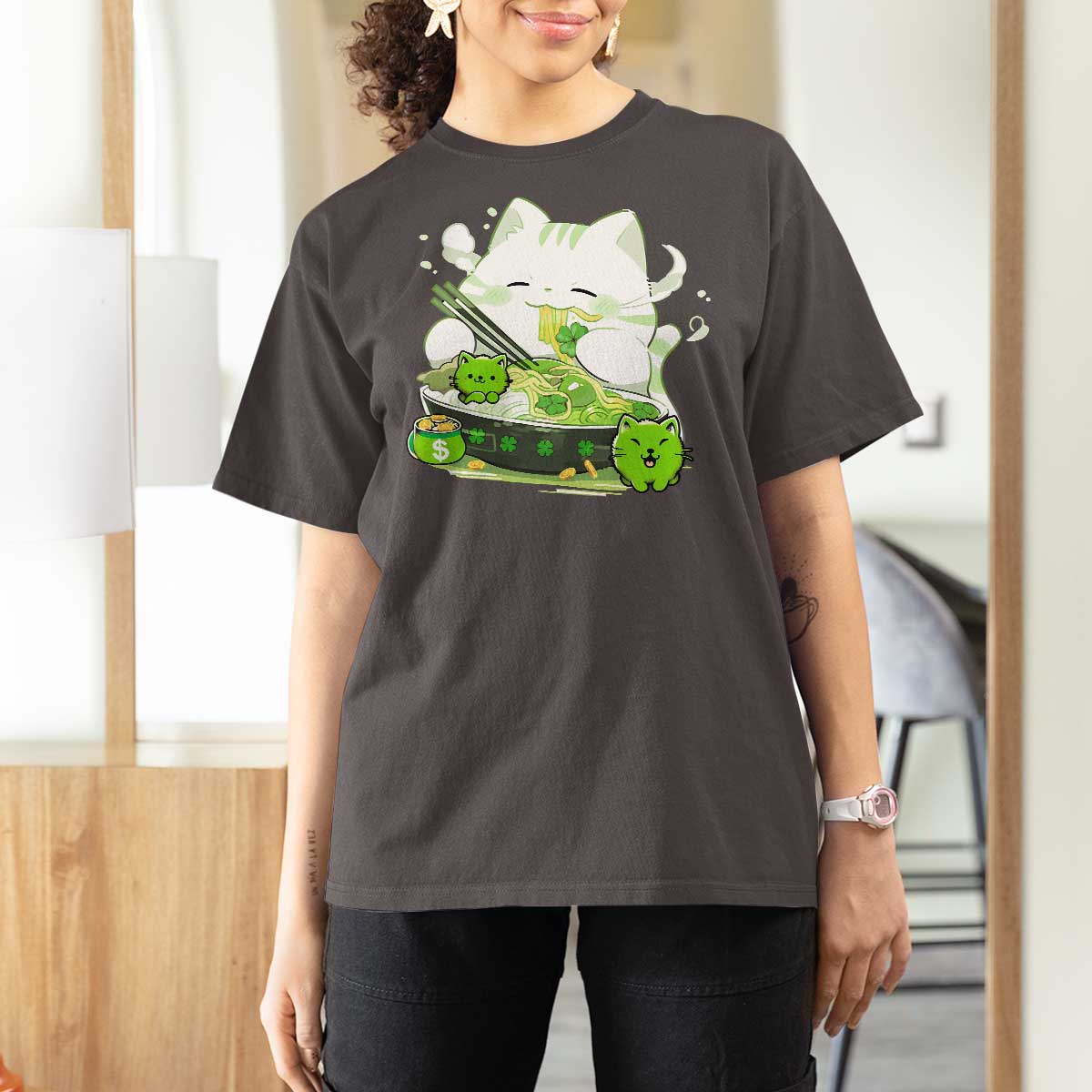 St Patrick's Day Cats T Shirt For Women Irish Eating Ramen Noodles Cute Anime Shamrocks