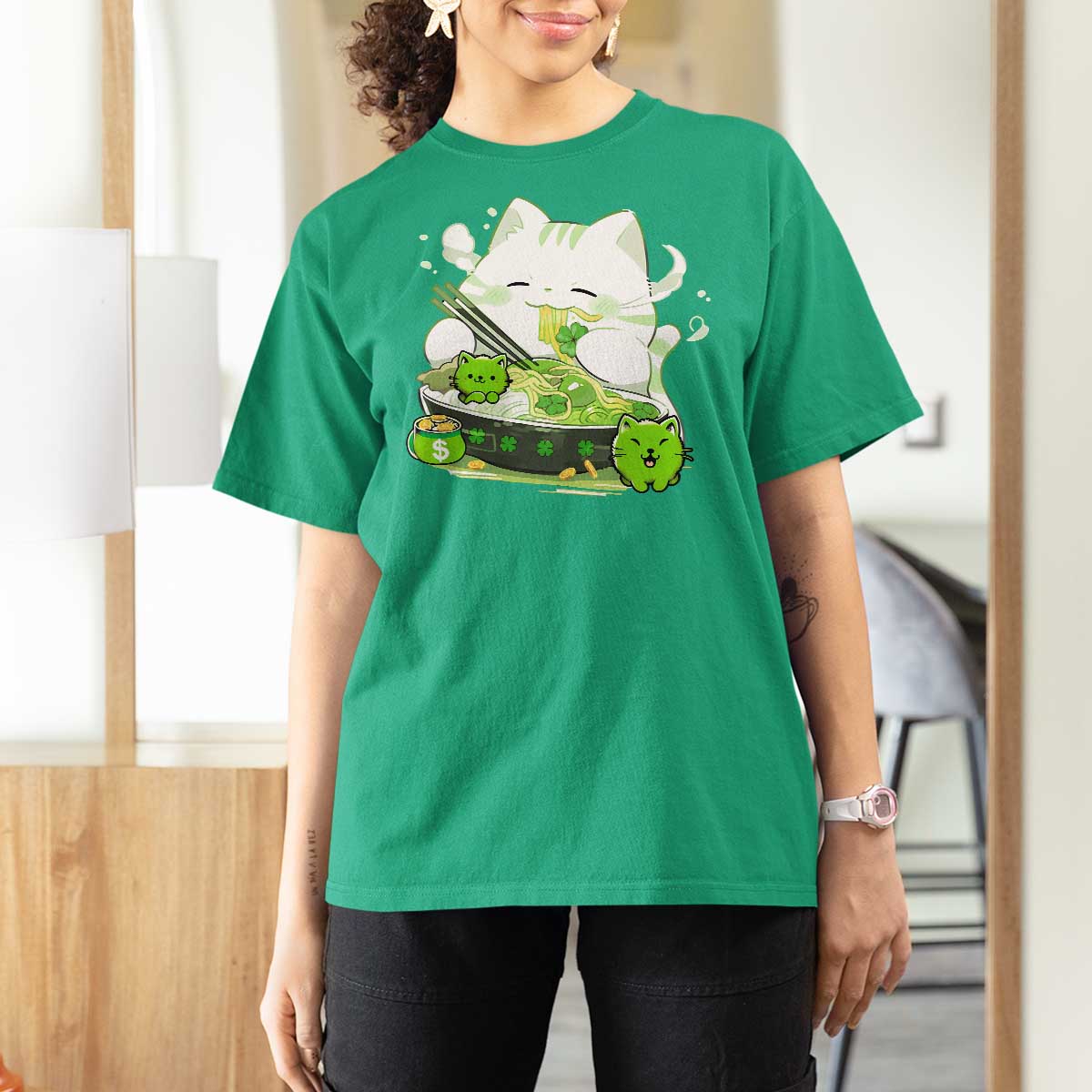St Patrick's Day Cats T Shirt For Women Irish Eating Ramen Noodles Cute Anime Shamrocks