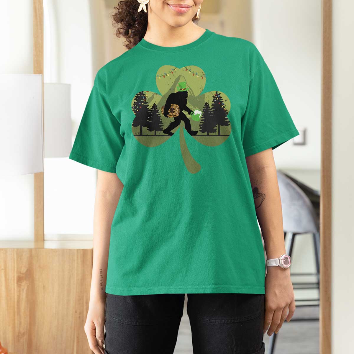 St Patricks Day Bigfoot T Shirt For Women Sasquatch Irish Beer Lovers Shamrock Clover Leaf