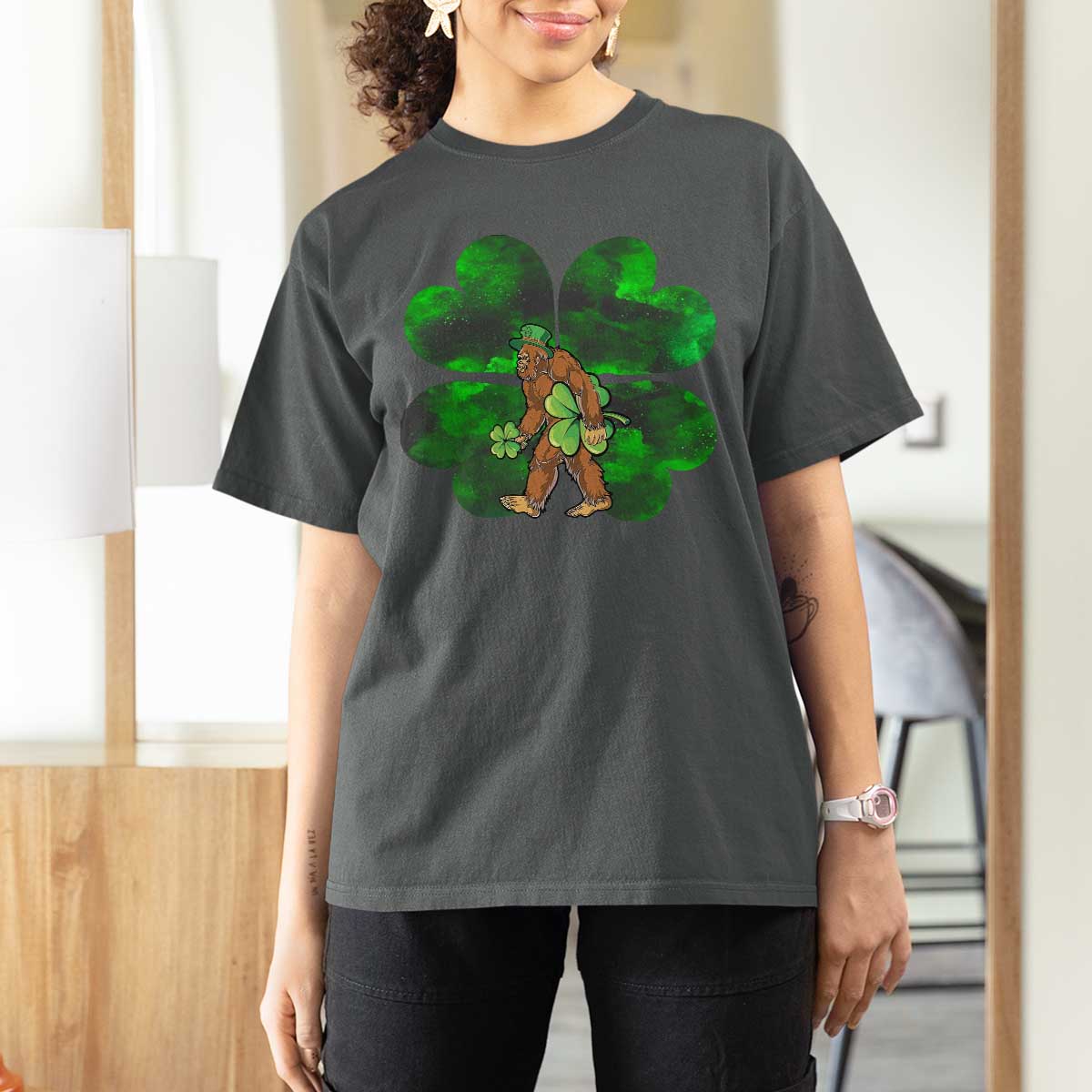 St Patricks Day Lucky Shamrock Bigfoot T Shirt For Women Funny Sasquatch Irish