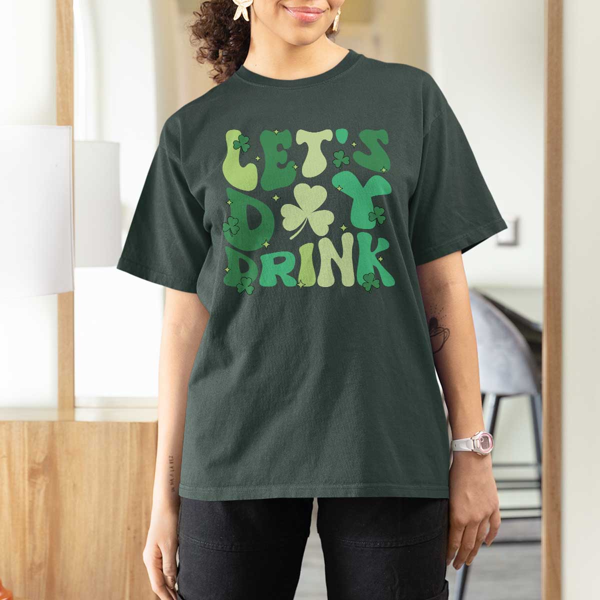 St. Patrick's Day Irish Pub T Shirt For Women Let's Day Drink