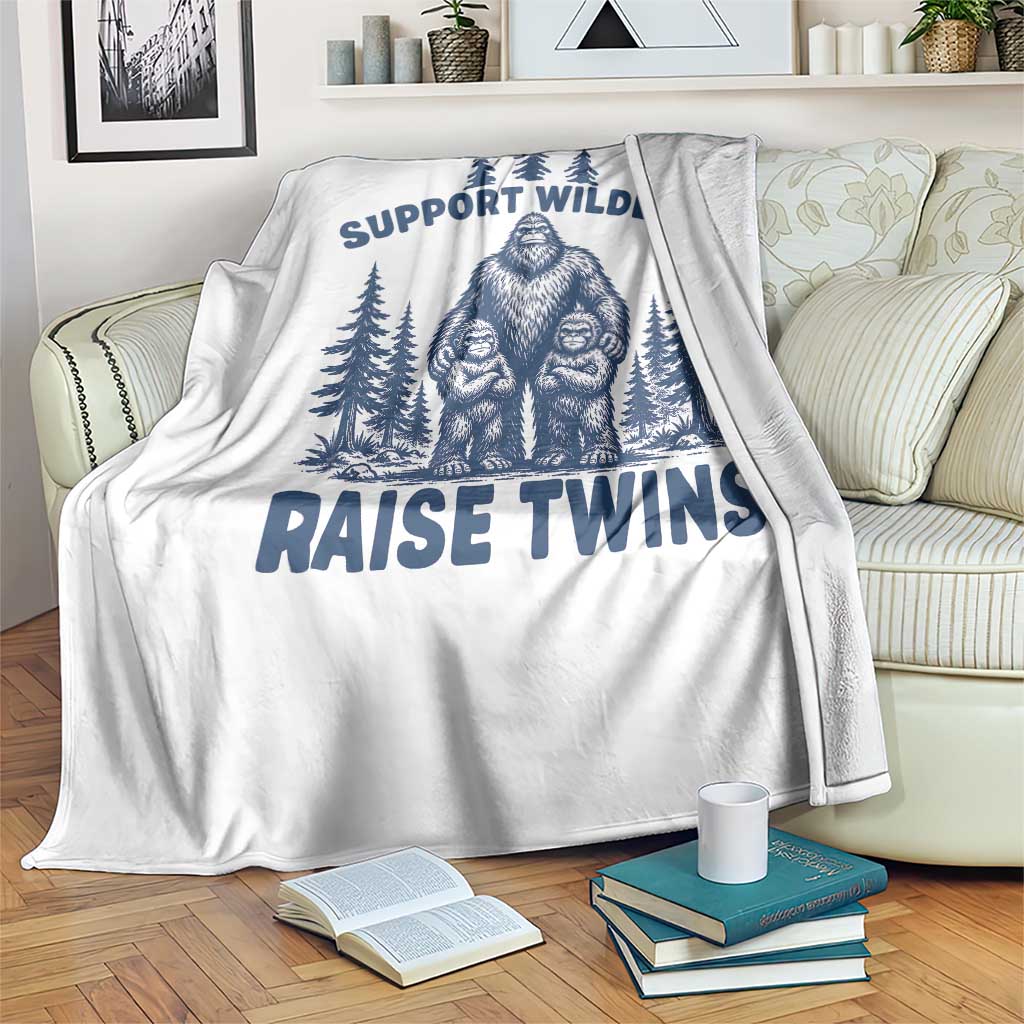 Support Wildlife Raise Twins Throw Blanket Twin Dad Mom Parent Bigfoot Family