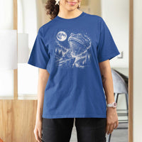 Frog Moon T Shirt For Women Vintage 90s Frog Howling to Moon Parody Meme