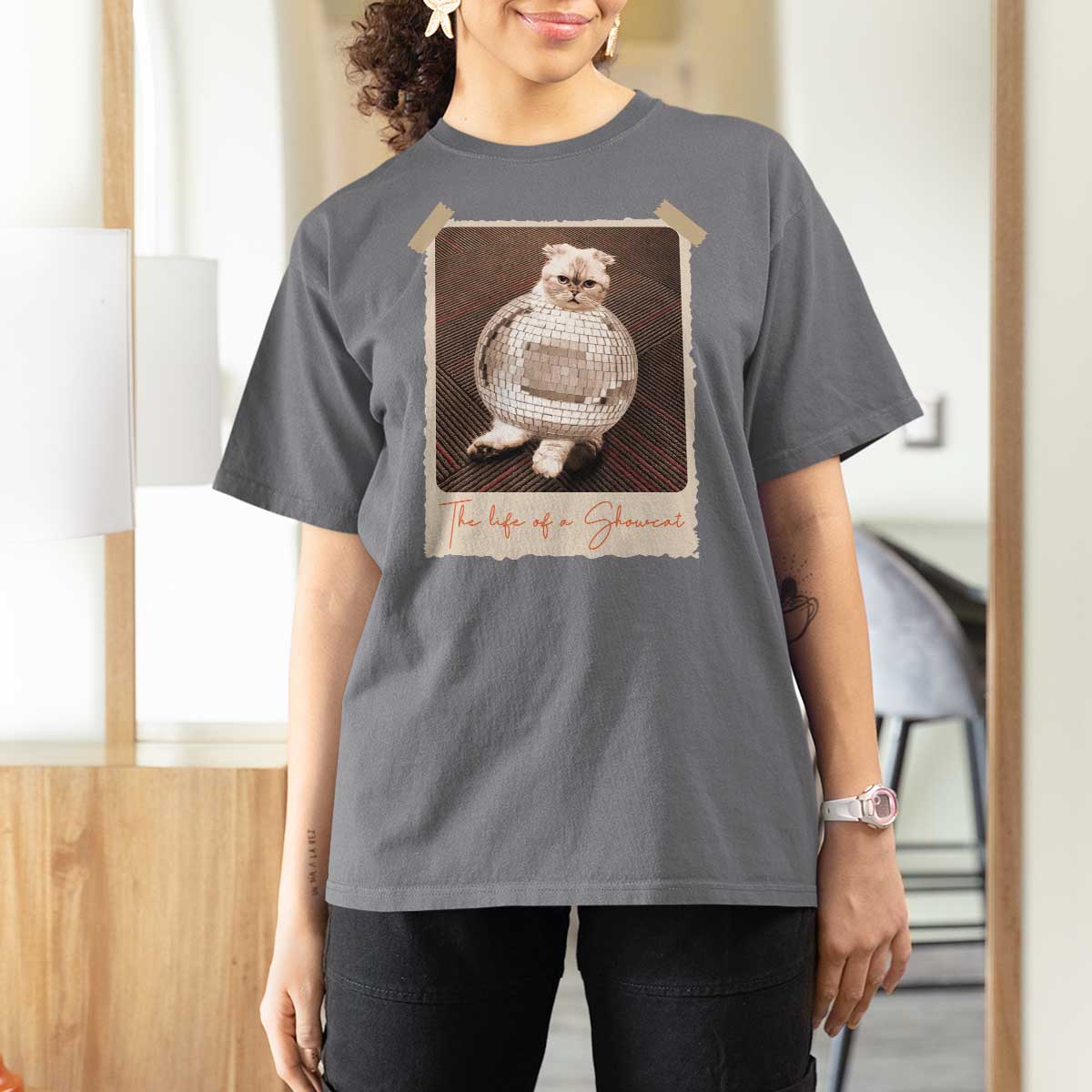 The Life Of A Showcat T Shirt For Women Funny Vintage Photo Cat Era TS10