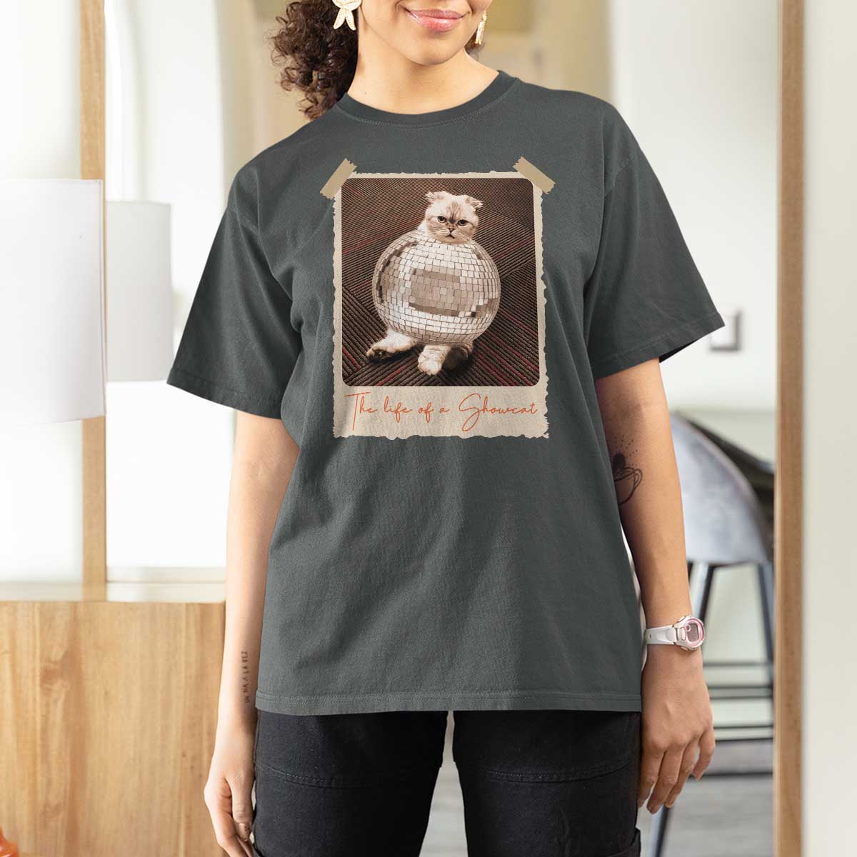 The Life Of A Showcat T Shirt For Women Funny Vintage Photo Cat Era TS10