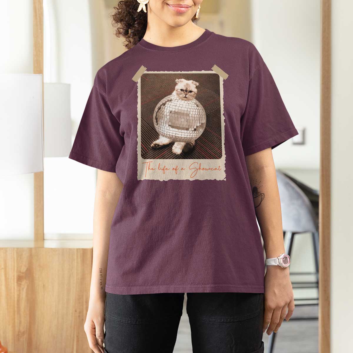 The Life Of A Showcat T Shirt For Women Funny Vintage Photo Cat Era TS10