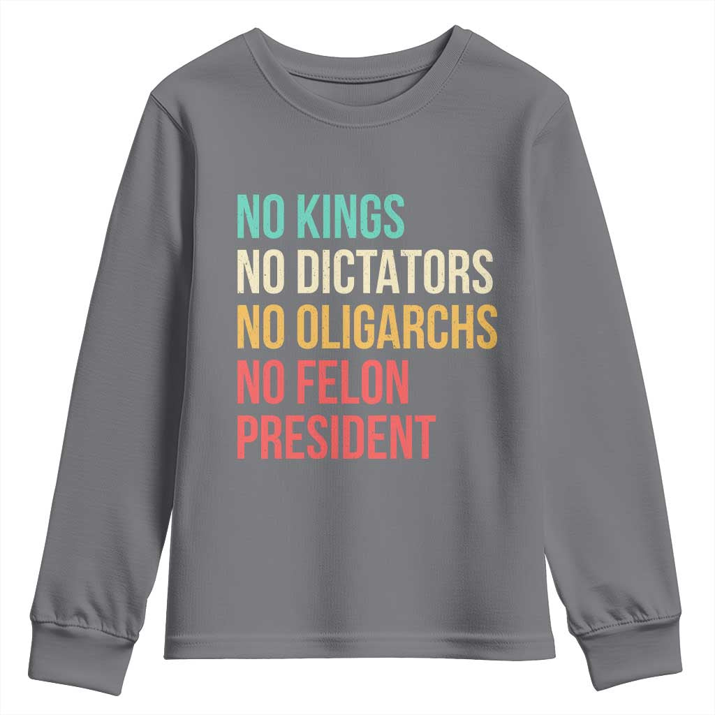 No Kings Youth Sweatshirt Retro Resistance