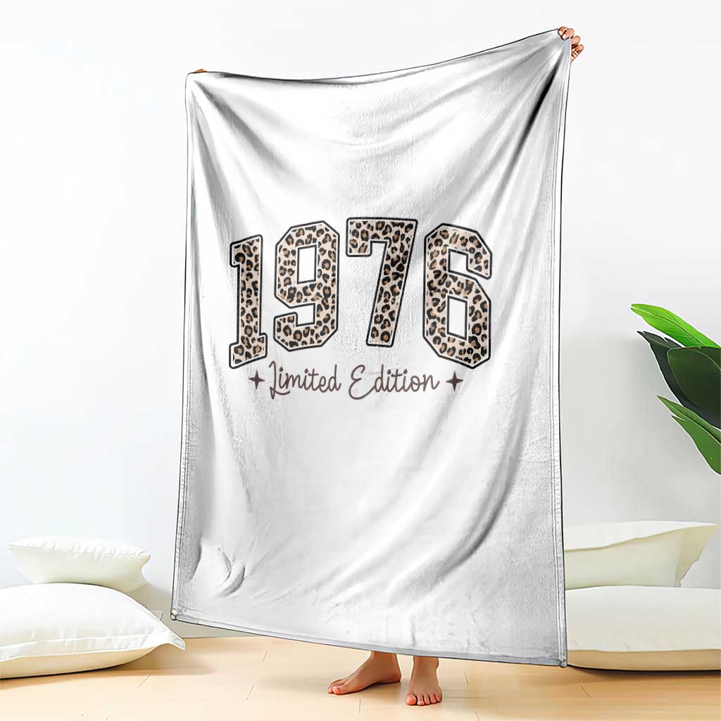 1976 Retro Birthday Throw Blanket 50 Year Old Leopard 50th Birthday Gifts For Women
