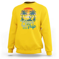 Beach Trip 2025 Sweatshirt Summer Vacation Vintage 70's Retro TS10