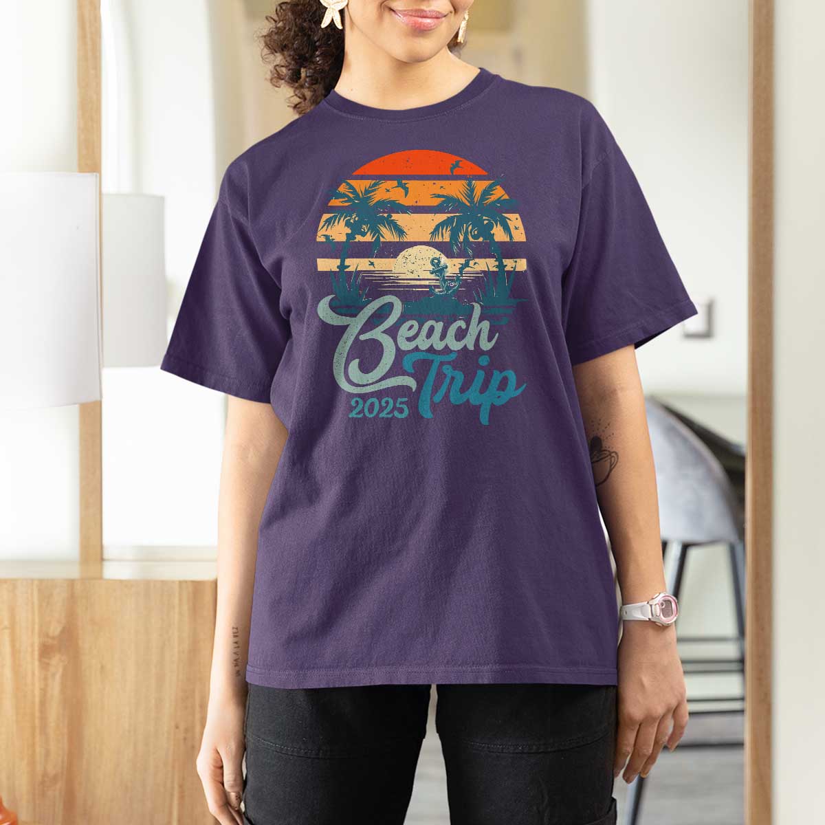 Beach Trip 2025 T Shirt For Women Summer Vacation Vintage 70's Retro TS10