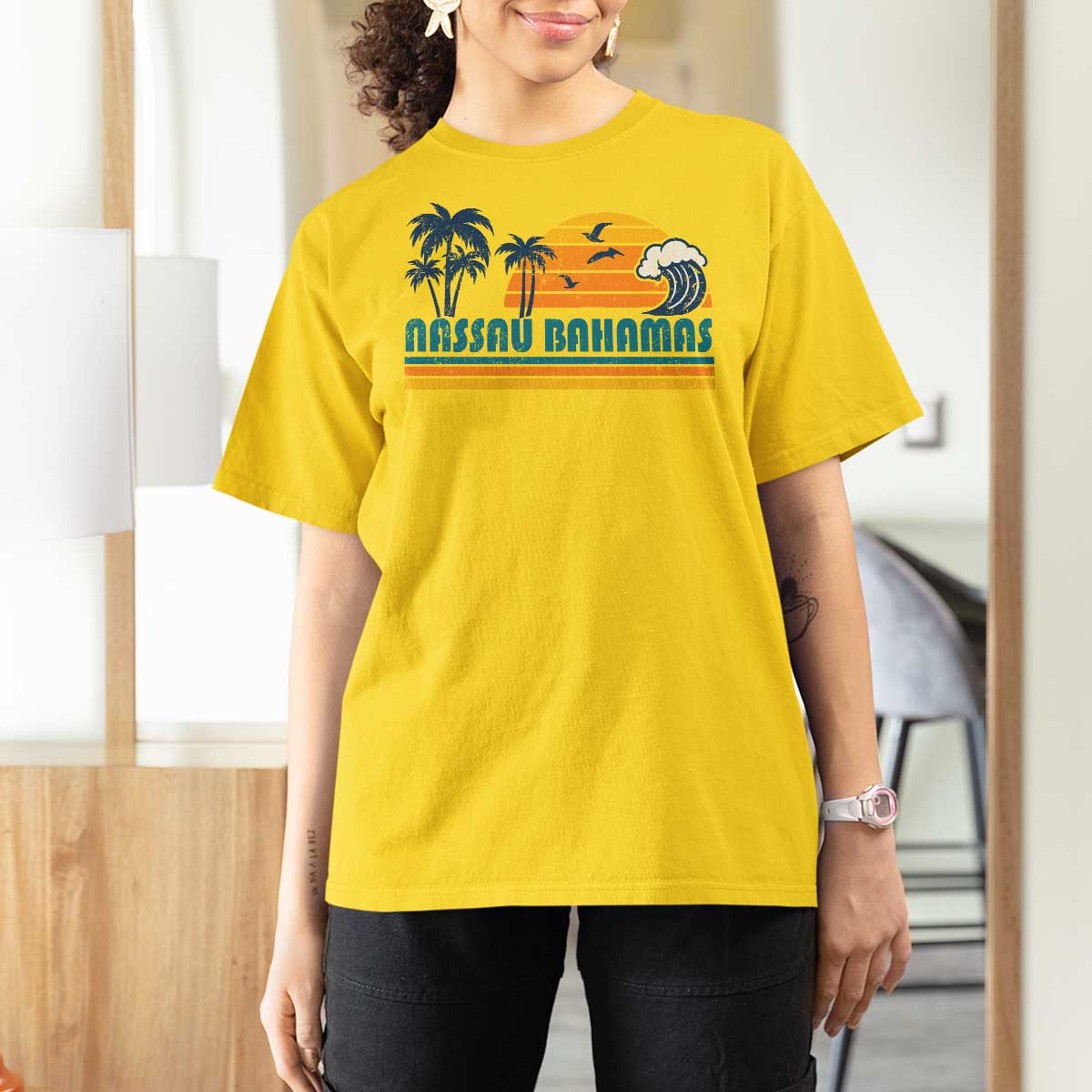 Vintage Nassau T Shirt For Women Bahamas Vacation Beach Summer Retro Sunset - Wonder Print Shop