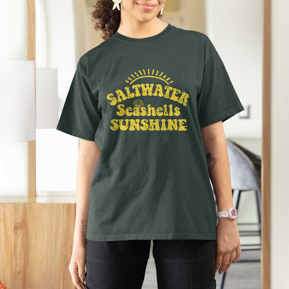 Saltwater Seashells Sunshine T Shirt For Women Beach Summer Vacation Vintage 70's Retro - Wonder Print Shop