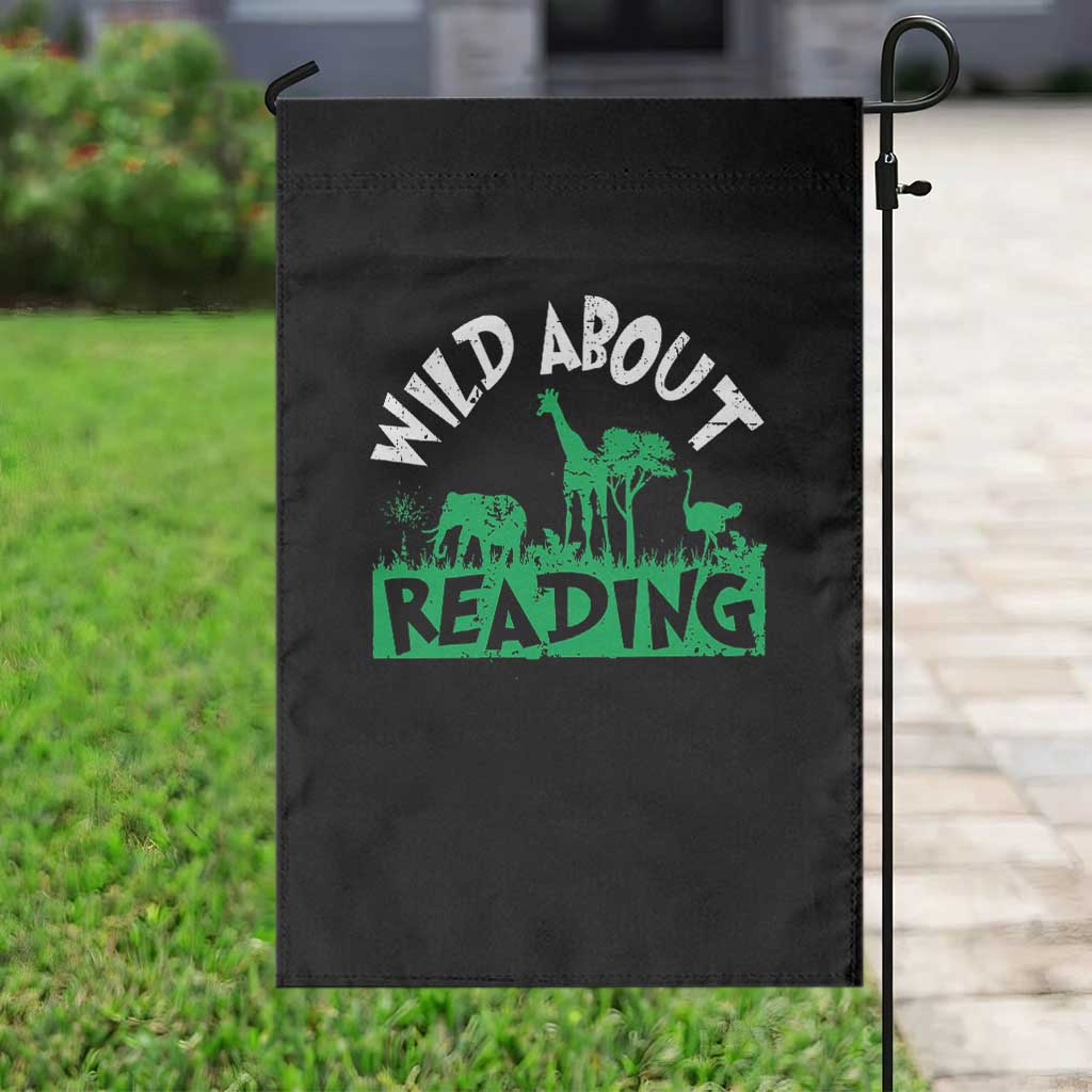 Wild About Reading Garden Flag Cute Safari Animal Reading Shirt Preschool Kindergarten