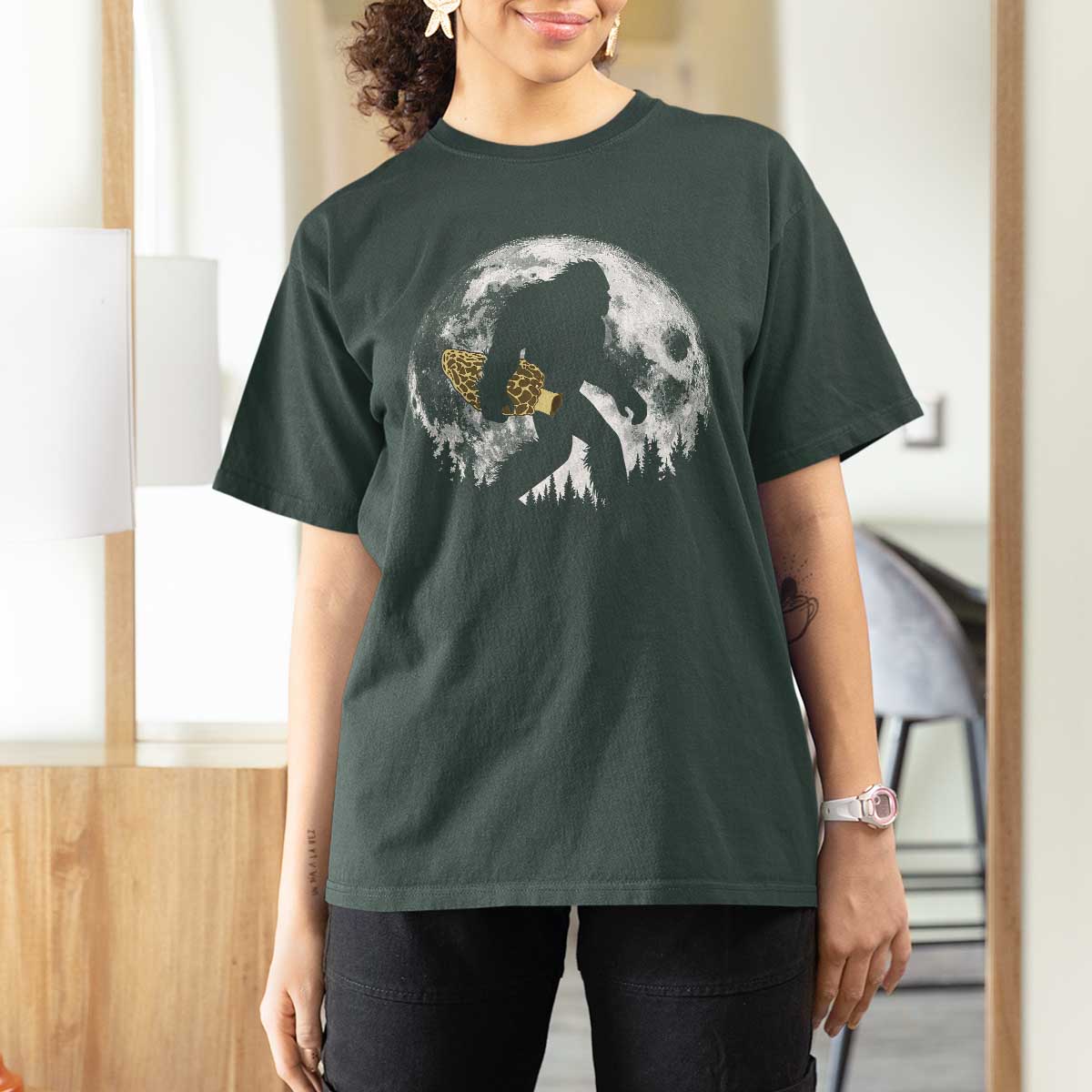 Bigfoot with Morel Mushroom T Shirt For Women Sasquatch Fungi Full Moon Silhouette Graphic