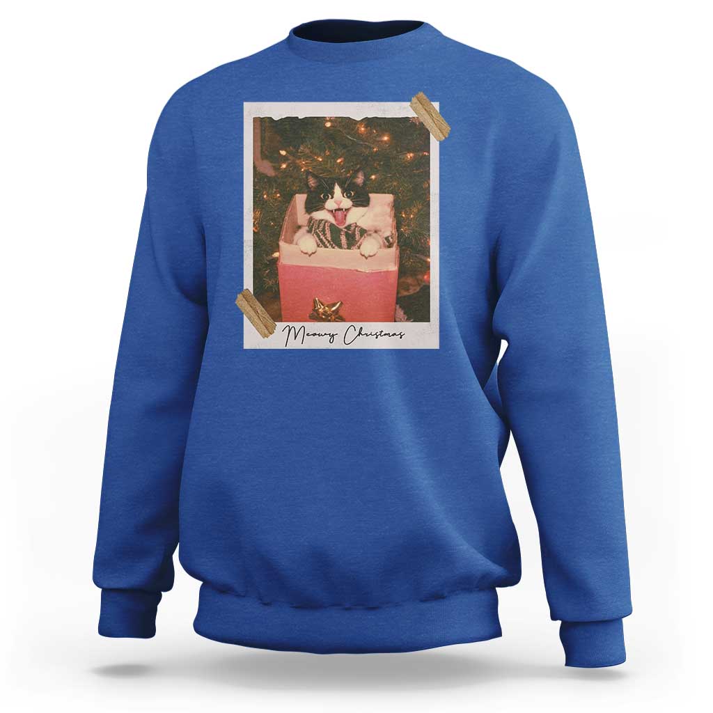 Meowy Christmas Sweatshirt Cute Cat Lovers Xmas Retro Vintage Photo - Wonder Print Shop