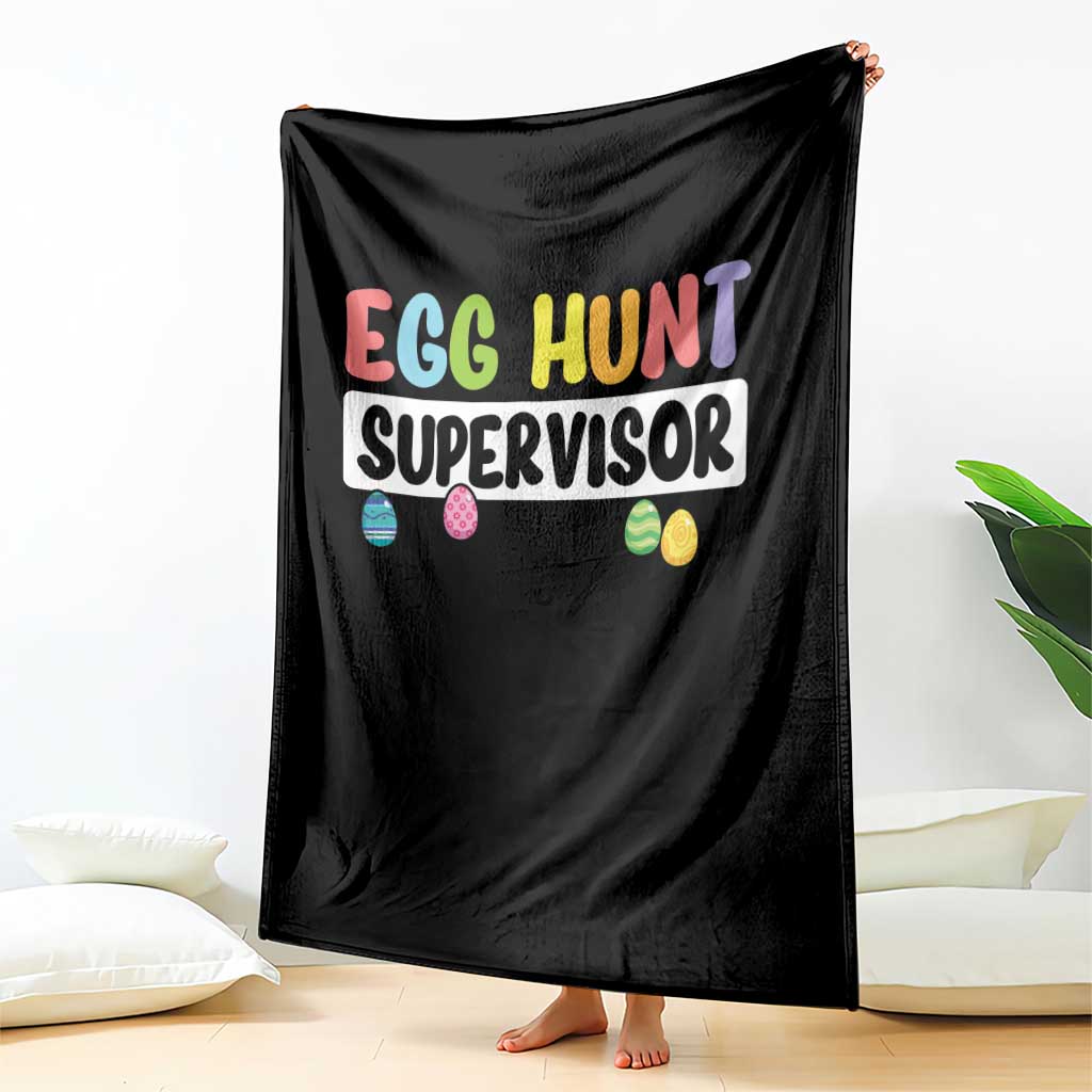 Easter Egg Hunt Supervisor Throw Blanket Funny Mom Dad - undefined