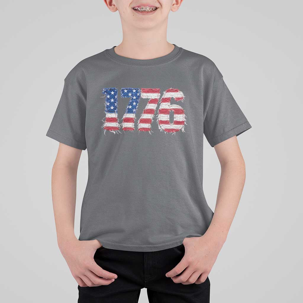 Distressed Faux Patchwork 1776 USA Flag T Shirt For Kid Vintage Effect Printing Patriotic Graphic 4th Of July Independence Day