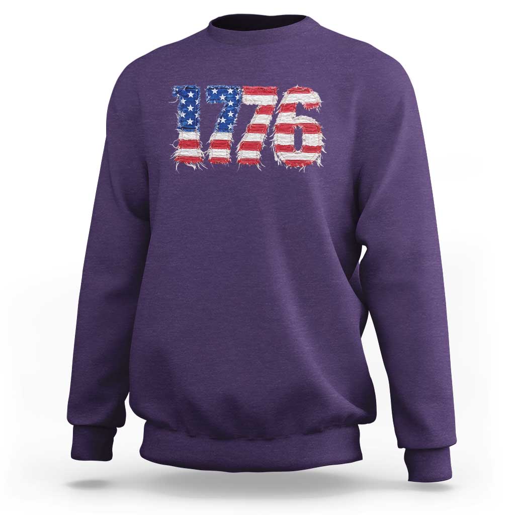 Distressed Faux Patchwork 1776 USA Flag Sweatshirt Vintage Effect Printing Patriotic Graphic 4th Of July Independence Day