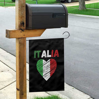 Italian Flag Heart Garden Flag Retro Vintage Italia Graphic