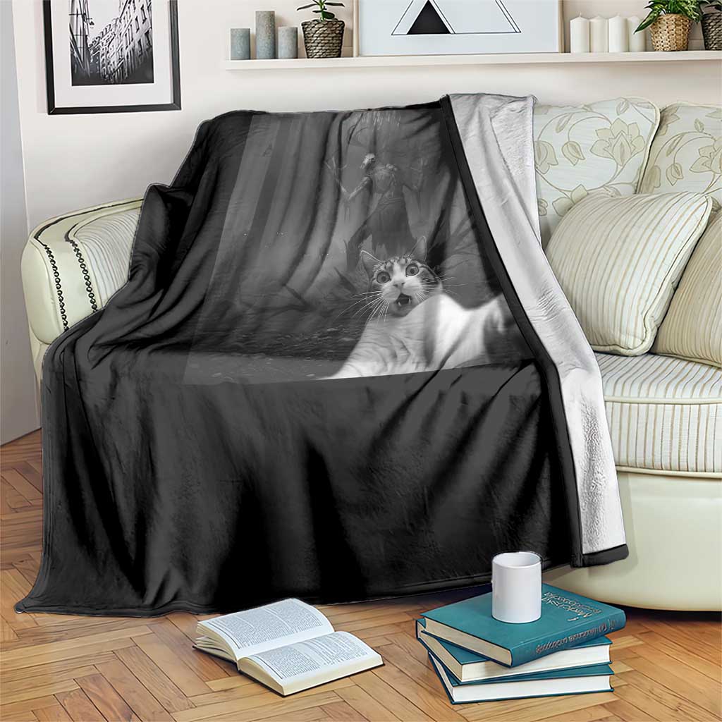 Cat Selfie With Wendigo Throw Blanket Horror Halloween Funny Cat Gifts