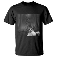 Cat Selfie With Wendigo T Shirt Horror Halloween Funny Cat Gifts