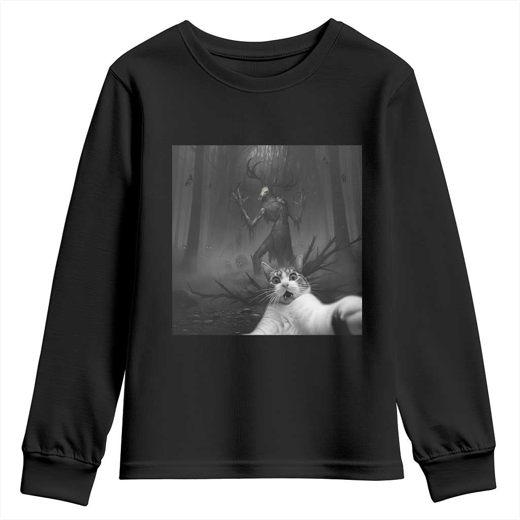 Cat Selfie With Wendigo Youth Sweatshirt Horror Halloween Funny Cat Gifts