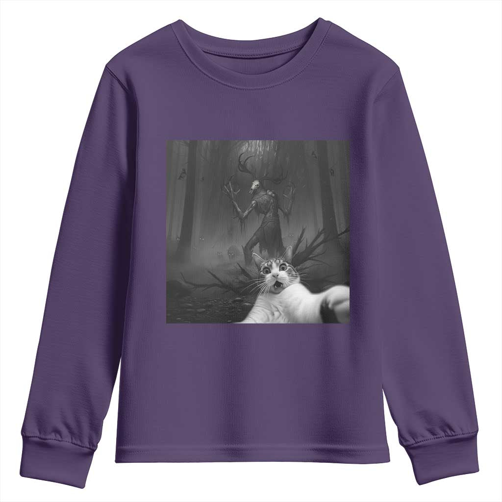 Cat Selfie With Wendigo Youth Sweatshirt Horror Halloween Funny Cat Gifts