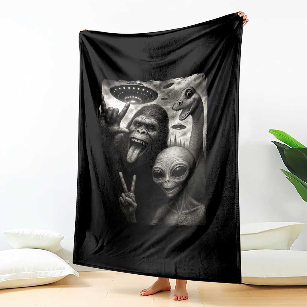 Bigfoot Alien Loch Ness Monster Throw Blanket Funny Cryptid UFO Selfie Sasquatch Rock On - Wonder Print Shop