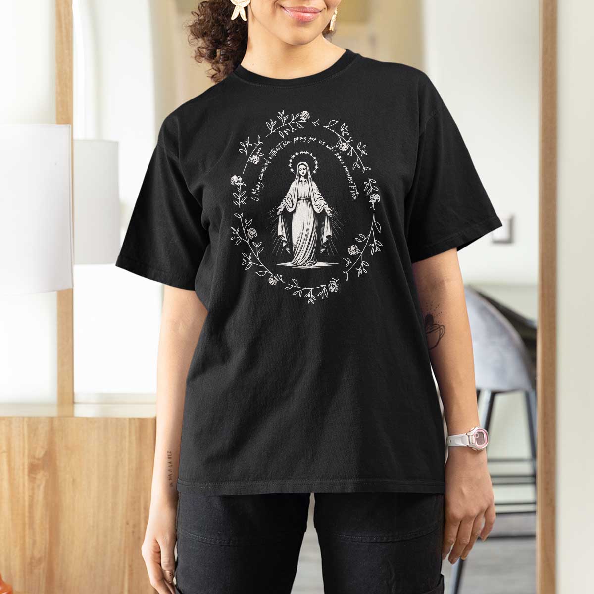 Marian Catholic T Shirt For Women Virgin Mary Floral Women Religious Catholic Gift - Wonder Print Shop
