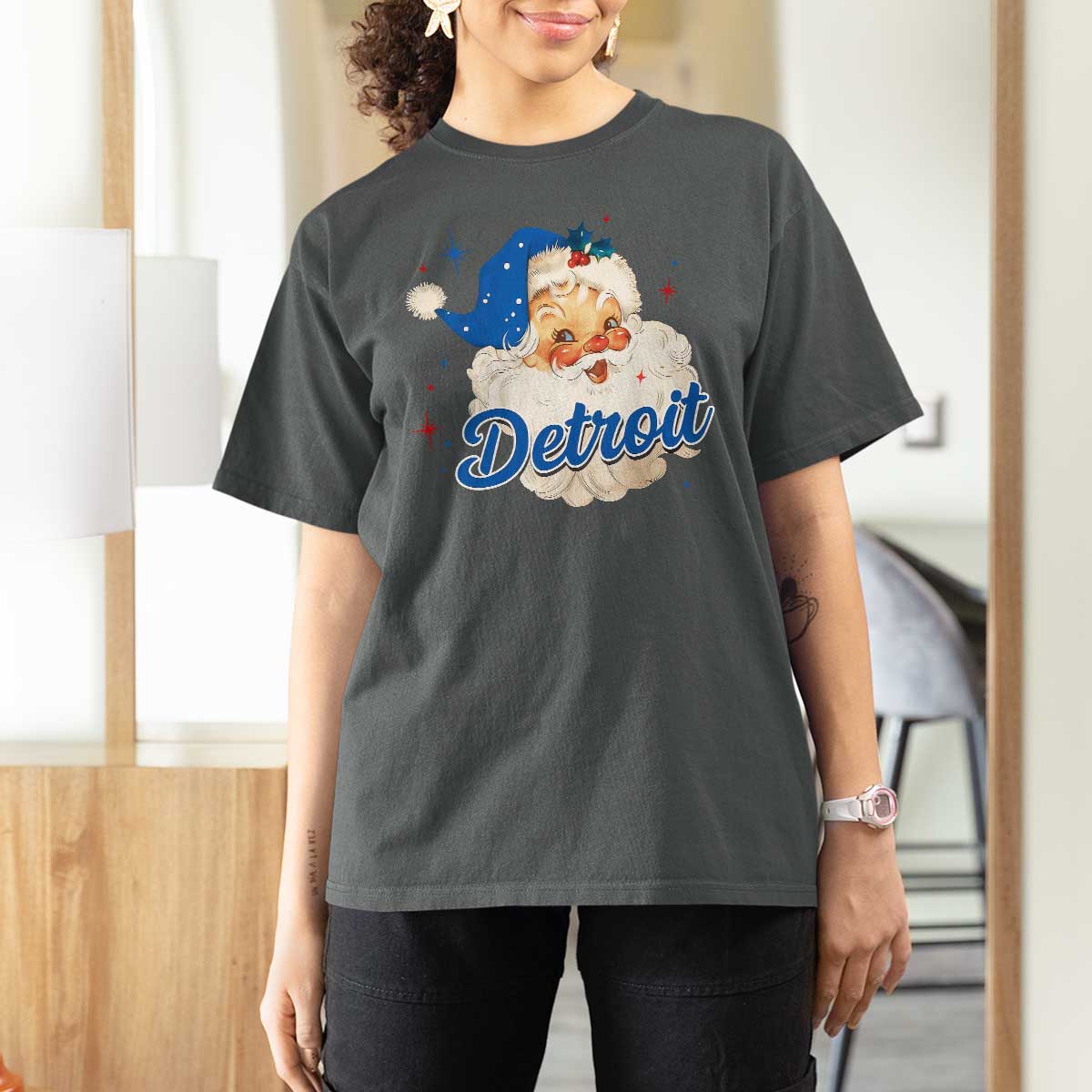 Christmas Detroit Football T Shirt For Women Vintage Santa Lions Fan - Wonder Print Shop