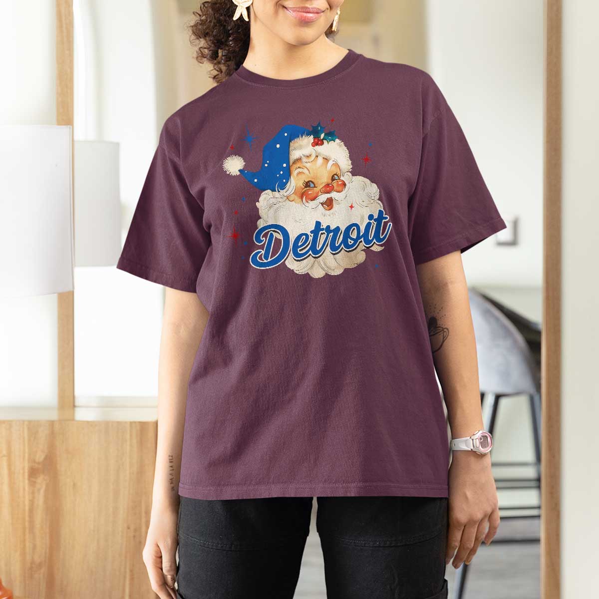 Christmas Detroit Football T Shirt For Women Vintage Santa Lions Fan - Wonder Print Shop