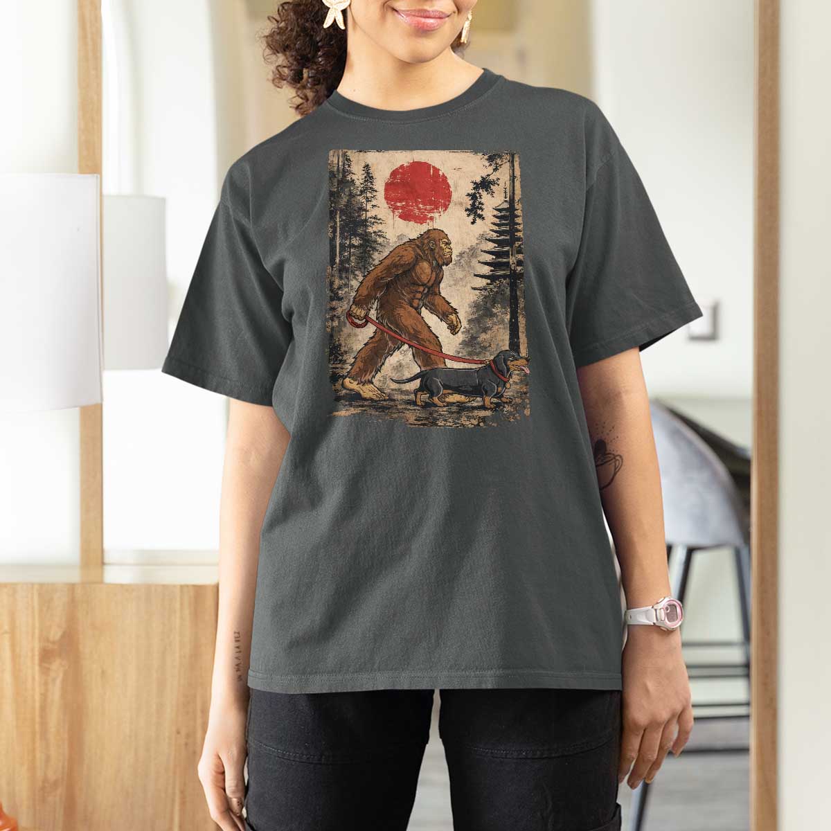 Bigfoot Dachshund Lovers T Shirt For Women Japanese Vintage Graphic Ukiyo-e Art Sasquatch Wiener Dog Gift