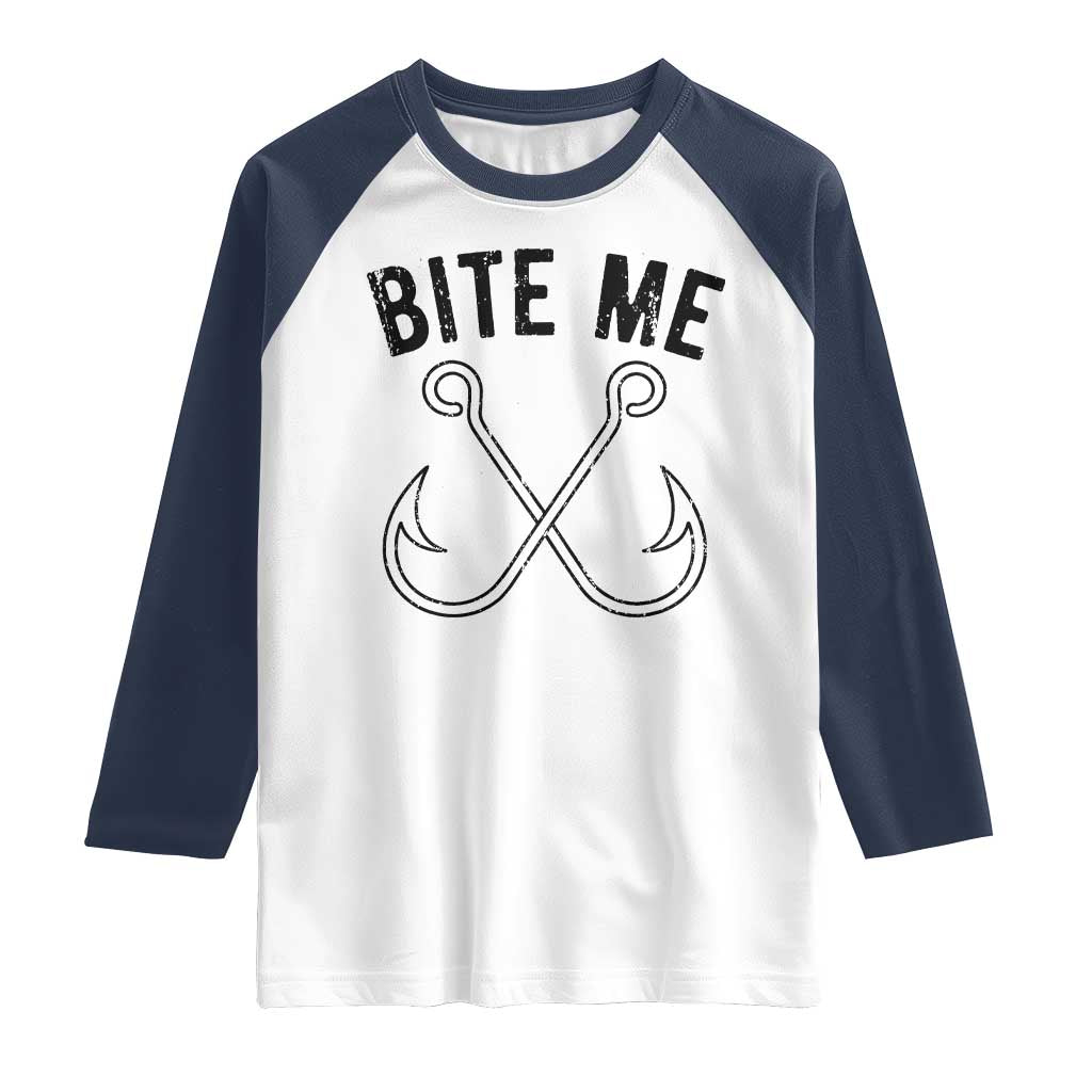 Cool Catchy Angler Raglan Shirt Retro Bite Me Bass Fishing Fishermen