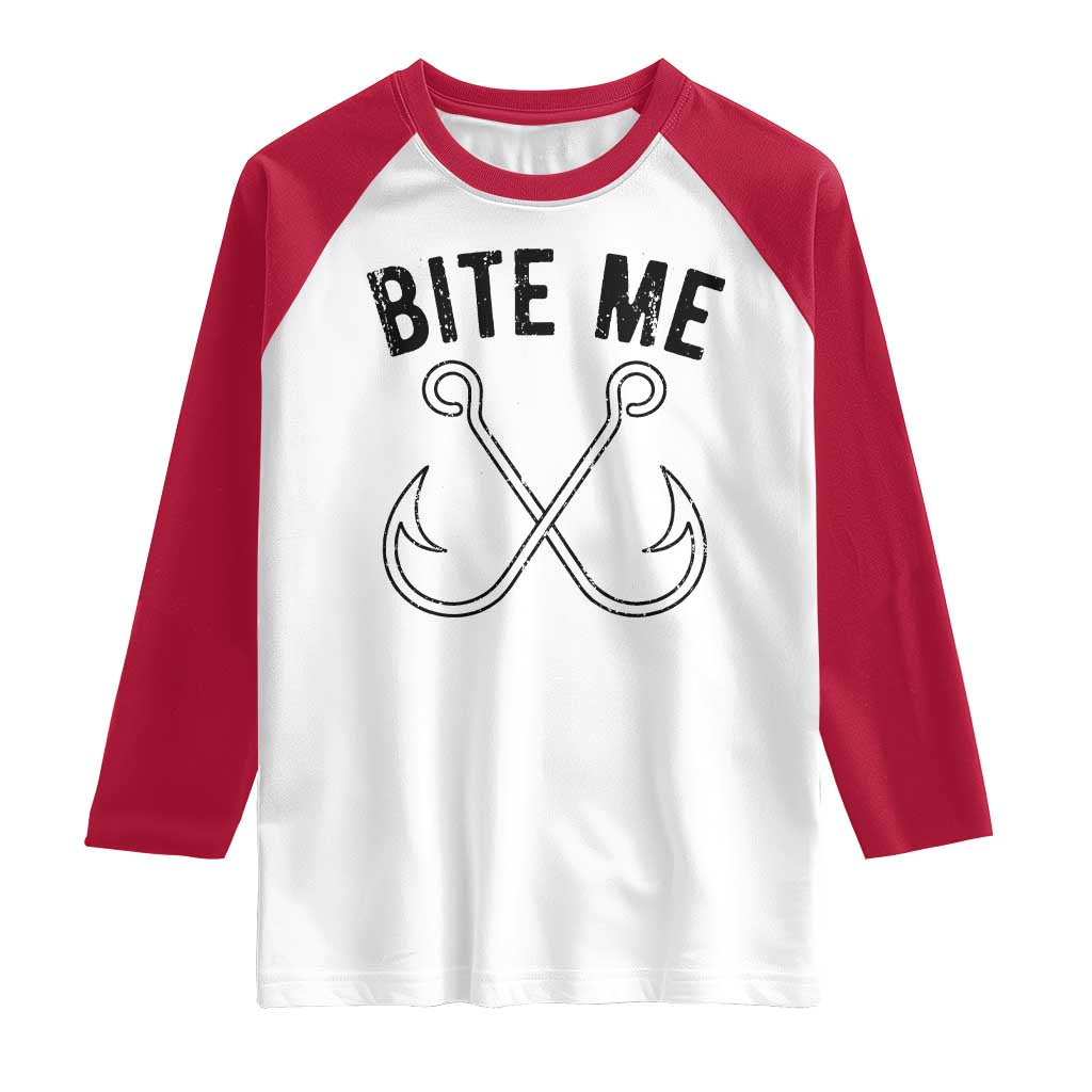 Cool Catchy Angler Raglan Shirt Retro Bite Me Bass Fishing Fishermen