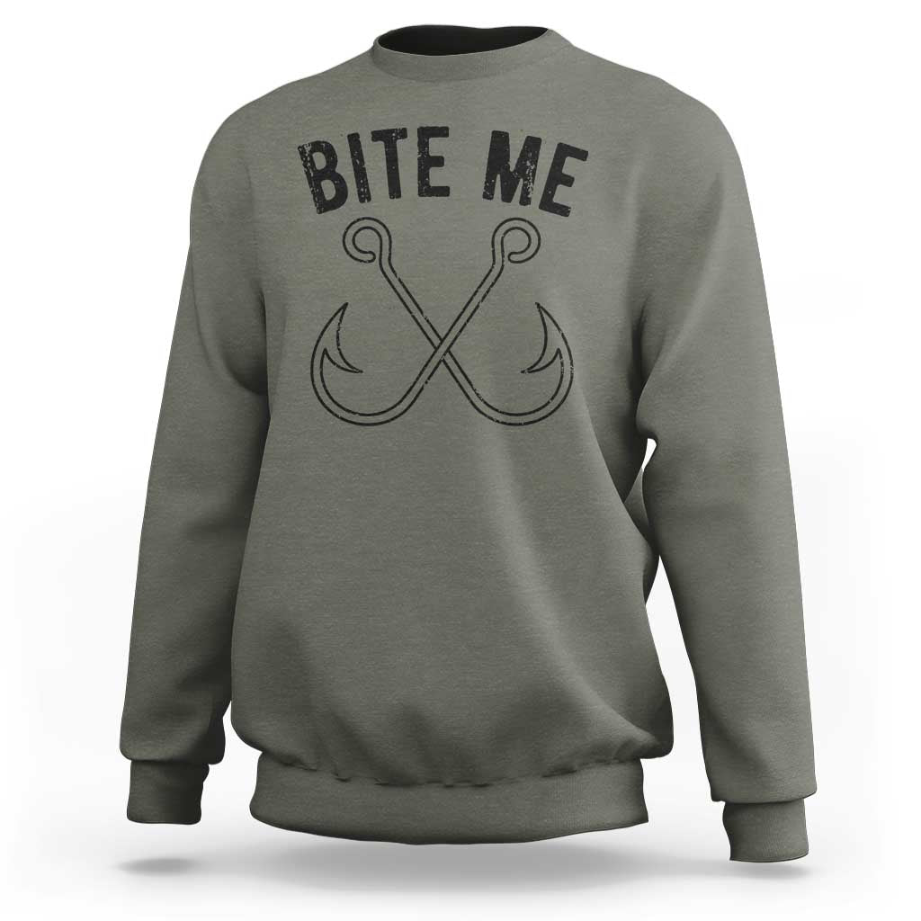 Cool Catchy Angler Sweatshirt Retro Bite Me Bass Fishing Fishermen