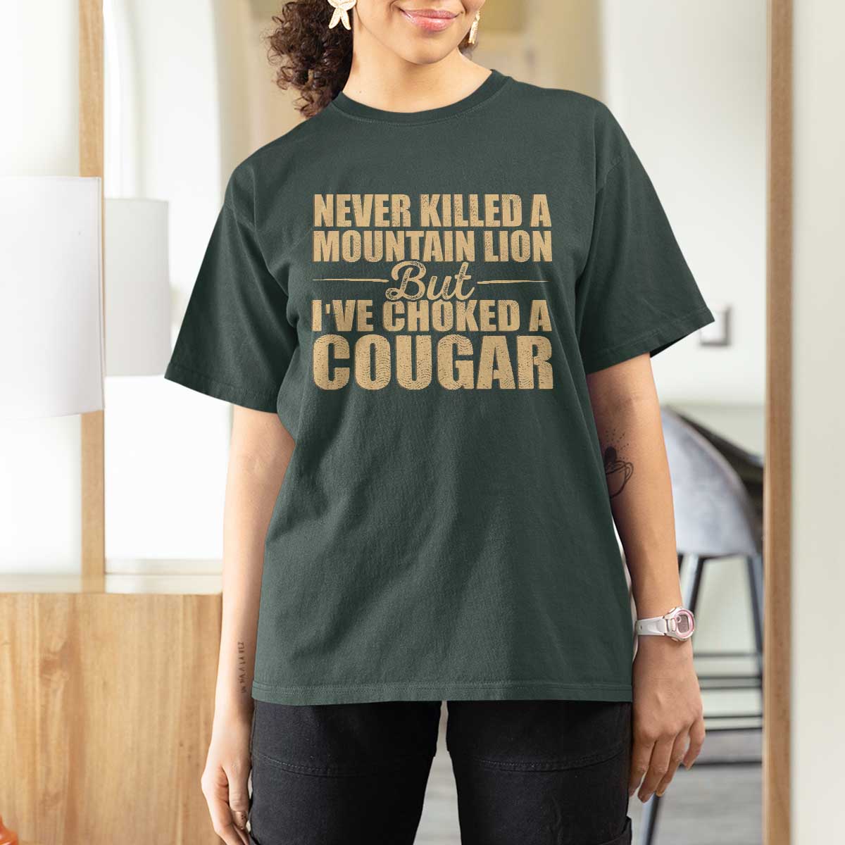 Funny Never Killed A Mountain Lion But Ive Choked A Cougar T Shirt For Women Funny Boyfriend Anniversary Gift For Couple