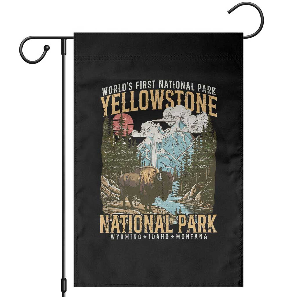 Vintage Yellowstone National Park Garden Flag Retro Nature Wildlife Outdoor Hiking Camping Forest - Wonder Print Shop