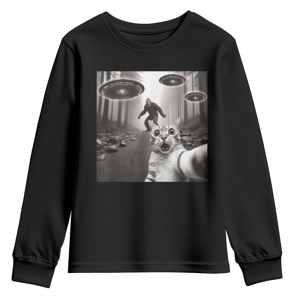 Cat Selfie With Bigfoot UFO Youth Sweatshirt Funny Cat Lover Gifts - Wonder Print Shop