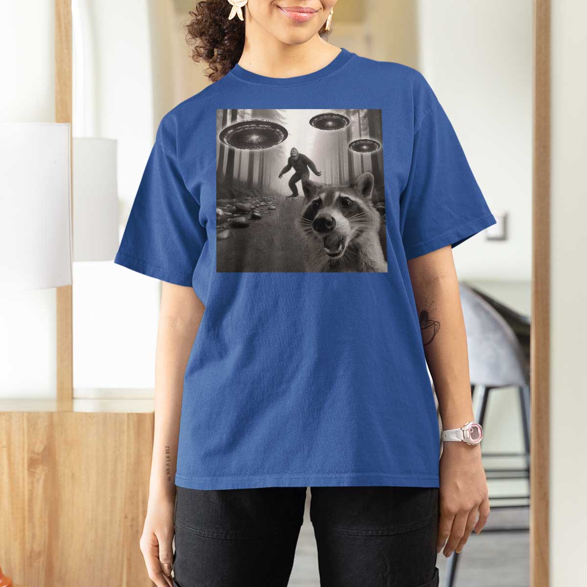 Raccoon Selfie With Bigfoot UFO T Shirt For Women Funny Feral Lover Gifts - Wonder Print Shop