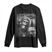 Bigfoot Selfie With Alien Long Sleeve Shirt UFO Funny Sasquatch Rock On Hand Sign - Wonder Print Shop