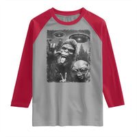 Bigfoot Selfie With Alien Raglan Shirt UFO Funny Sasquatch Rock On Hand Sign - Wonder Print Shop