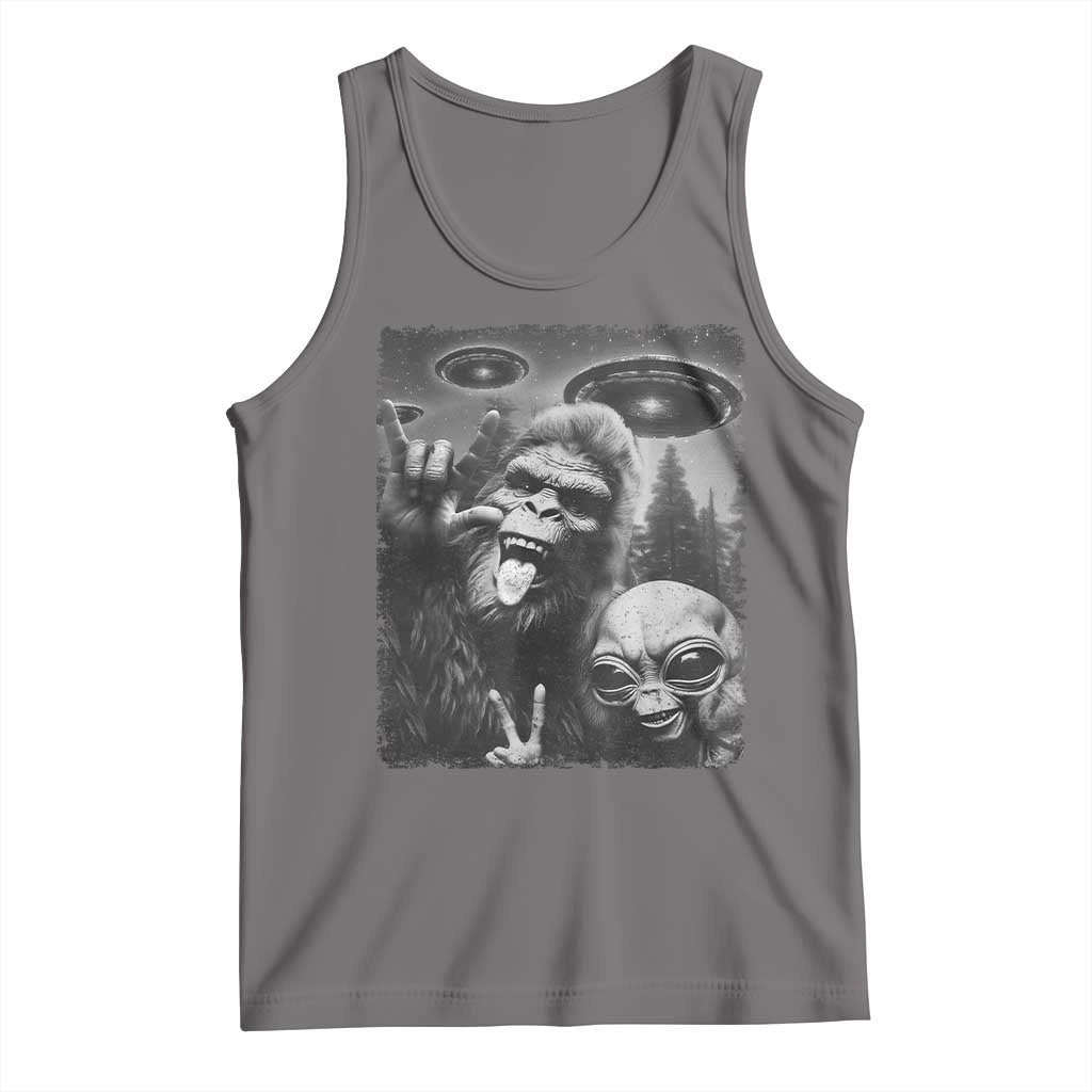Bigfoot Selfie With Alien Tank Top UFO Funny Sasquatch Rock On Hand Sign - Wonder Print Shop