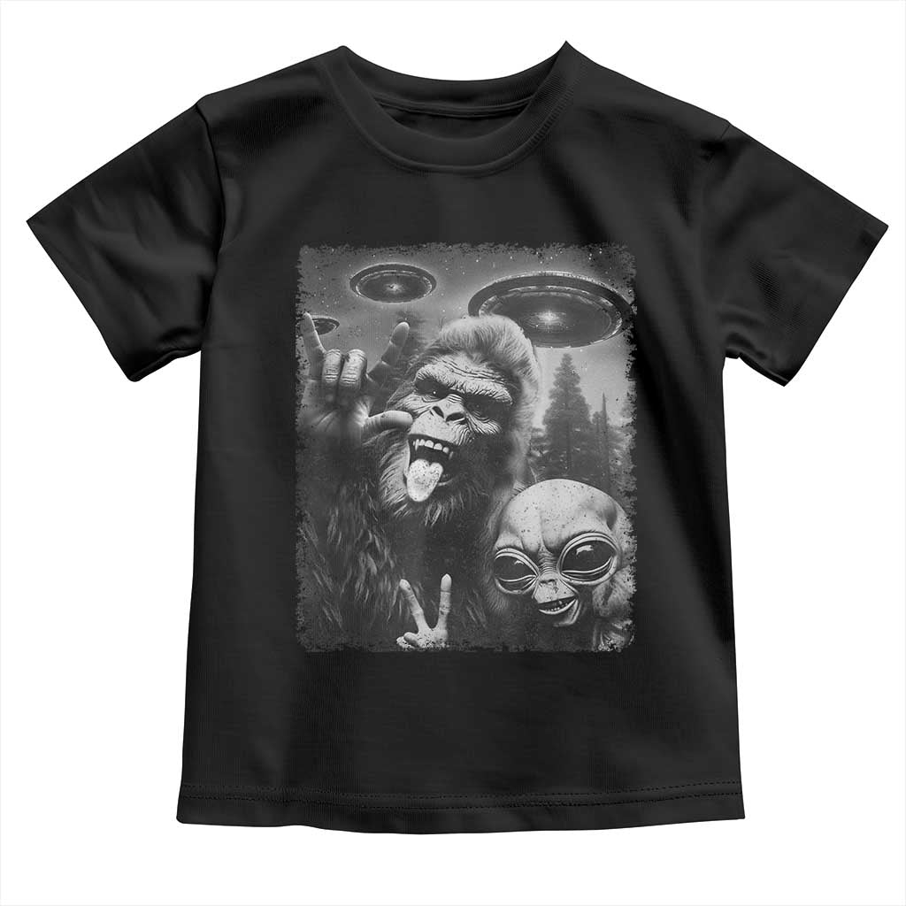 Bigfoot Selfie With Alien Toddler T Shirt UFO Funny Sasquatch Rock On Hand Sign - Wonder Print Shop